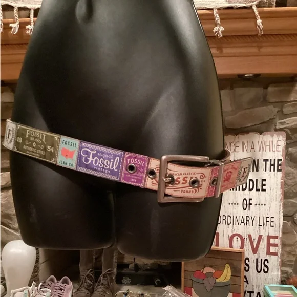 Fossil Logo Patchwork Unique Leather Belt SZ.S - Picture 10 of 16
